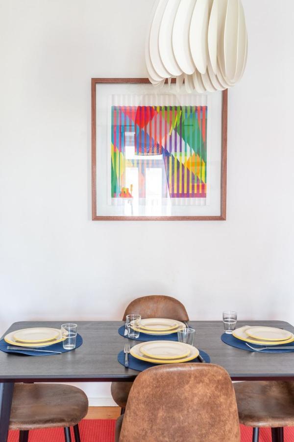 Bright 2 Bedroom Apt 100M From Av. Liberdade Lisbon Exterior photo