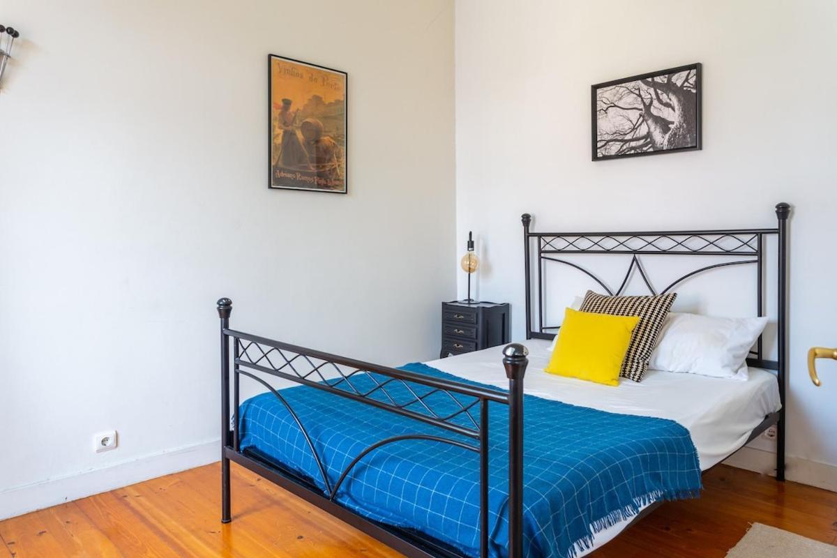 Bright 2 Bedroom Apt 100M From Av. Liberdade Lisbon Exterior photo